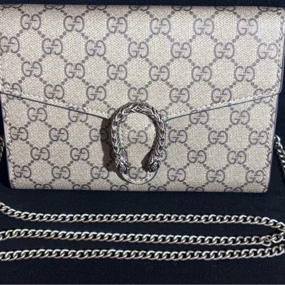 Authentic Gucci Wallet on Chain with Dionysus closure - Picture 3 of 3
